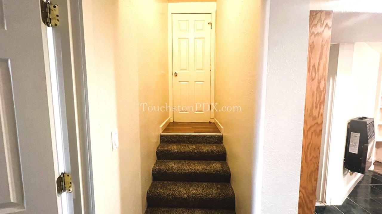 4330 Se Milwaukie Ave #B - Photo 5 of 22