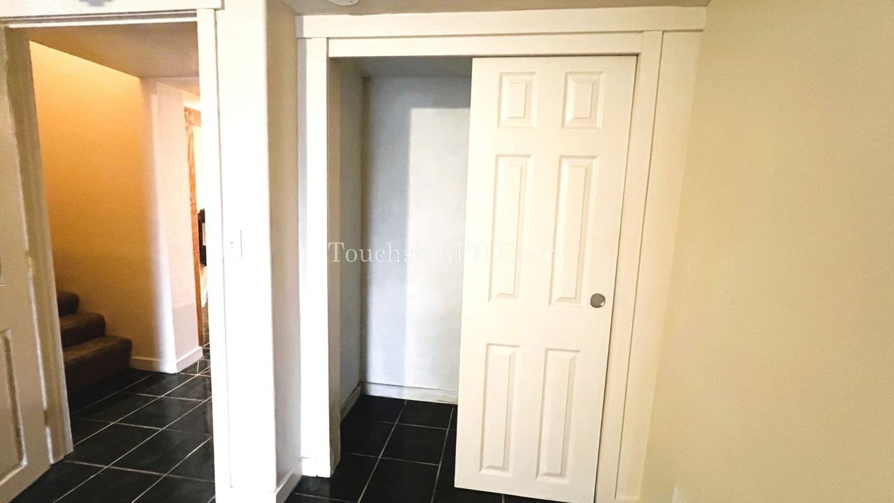 4330 Se Milwaukie Ave #B - Photo 6 of 22