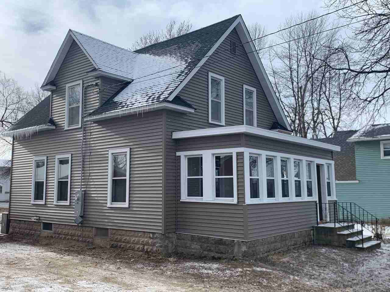 1109 W Front St - Photo 2 of 26