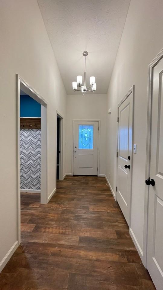 2819 Chivalry Dr - Photo 2 of 25
