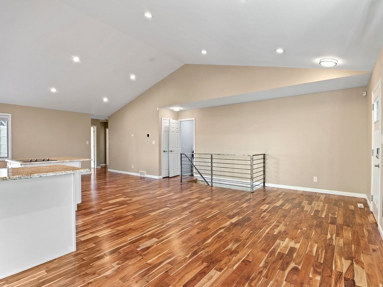 1518 Welch St - Photo 7 of 21