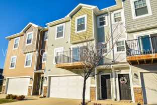 2726 Nw Kate Shelley Ln - Photo 1 of 1