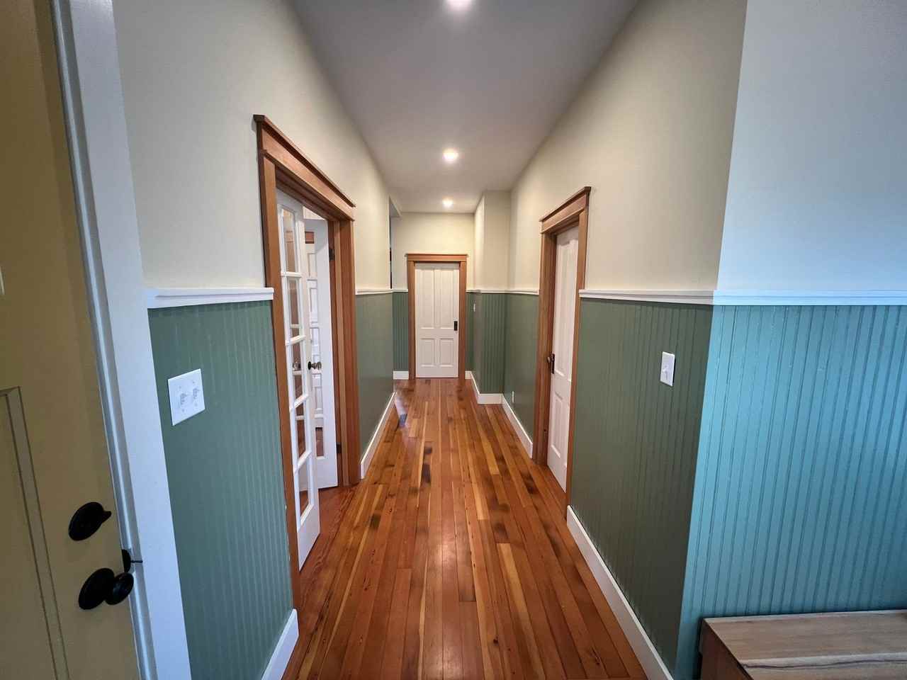 745 C St - Photo 3 of 18