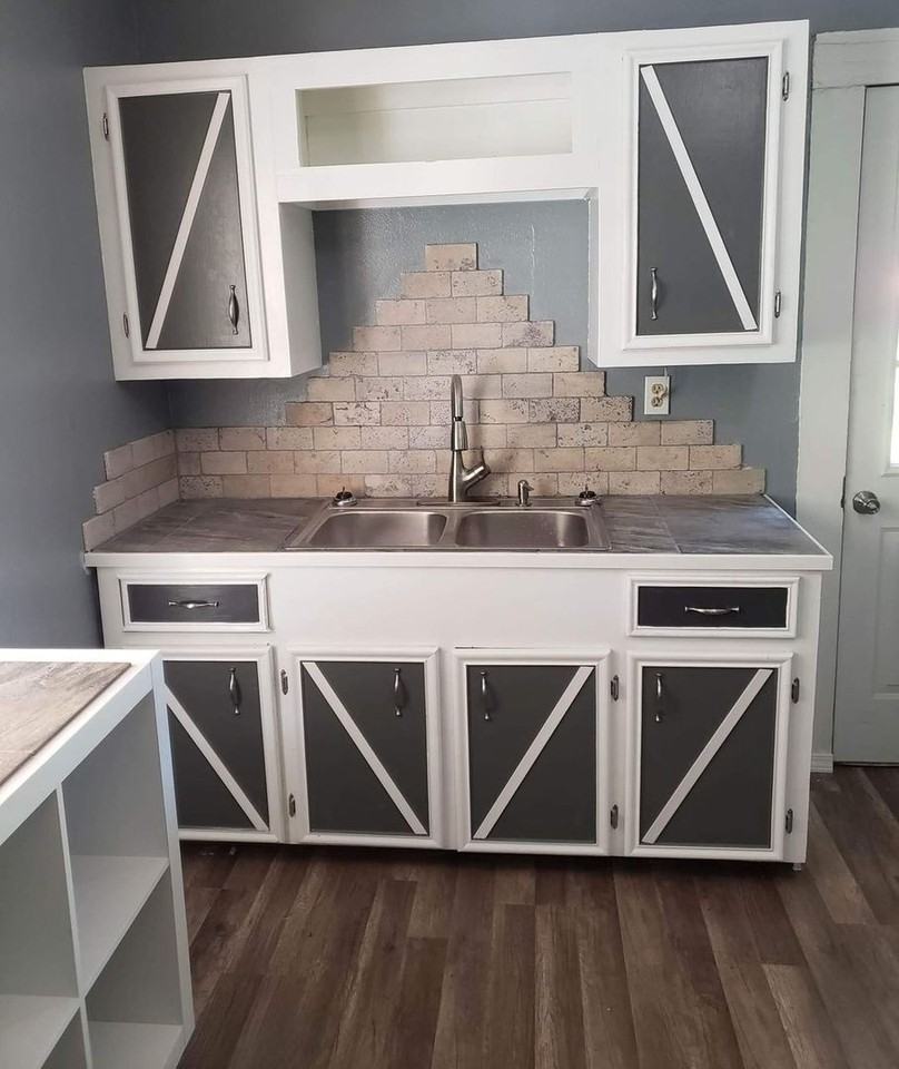 2706 62nd St - Photo 3 of 14