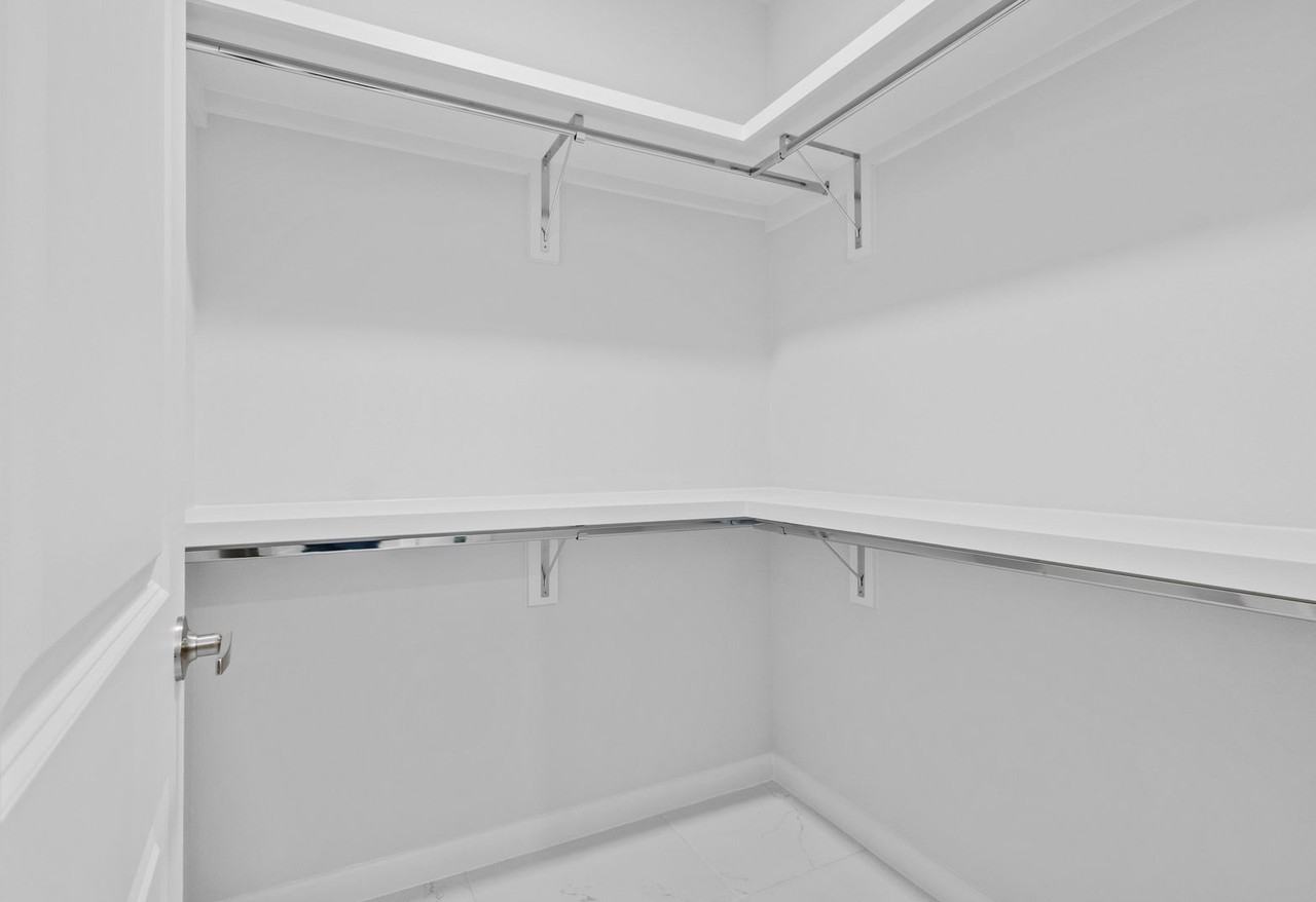 501 Coves Ln #3 - Photo 6 of 13