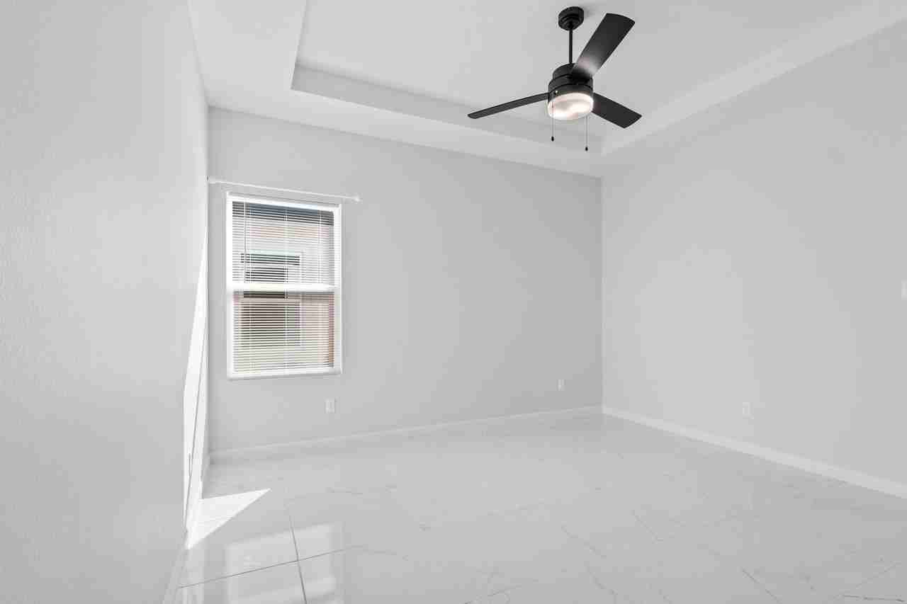 501 Coves Ln #3 - Photo 7 of 13