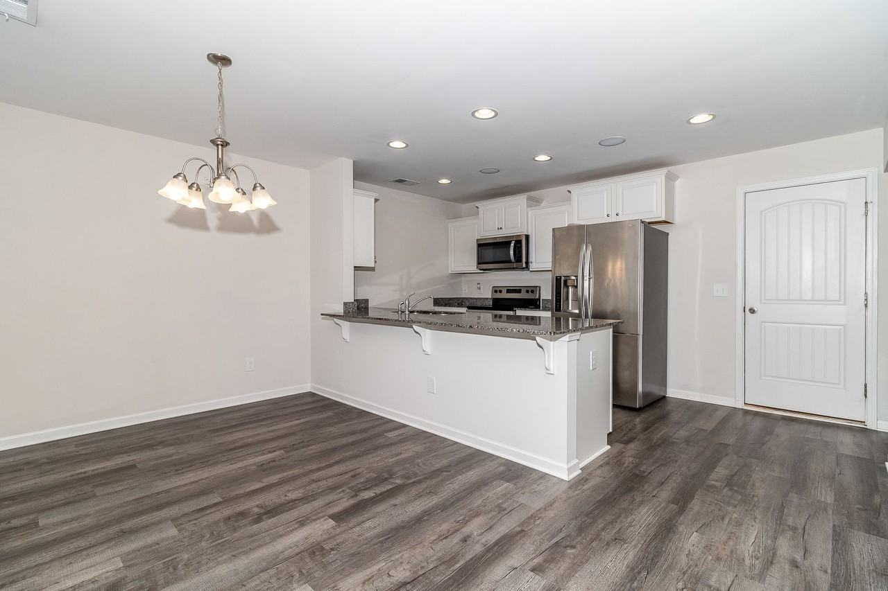 4155 Thimbleberry Dr - Photo 3 of 14