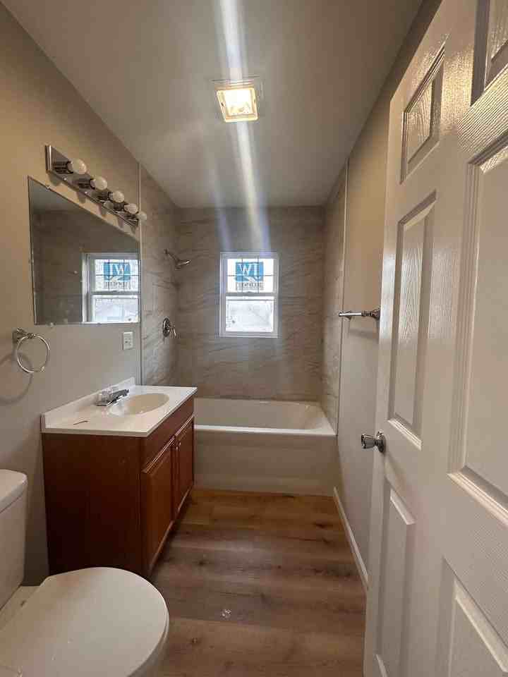 724 Martin Luther King Dr - Photo 3 of 16