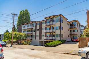 Evanston Arms Apartments - Photo 1 of 1