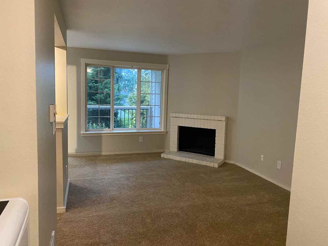 12404 E Gibson Rd #B203 - Photo 5 of 11