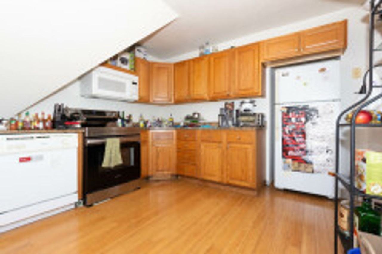 13 Greylock Road - Photo 6 of 9