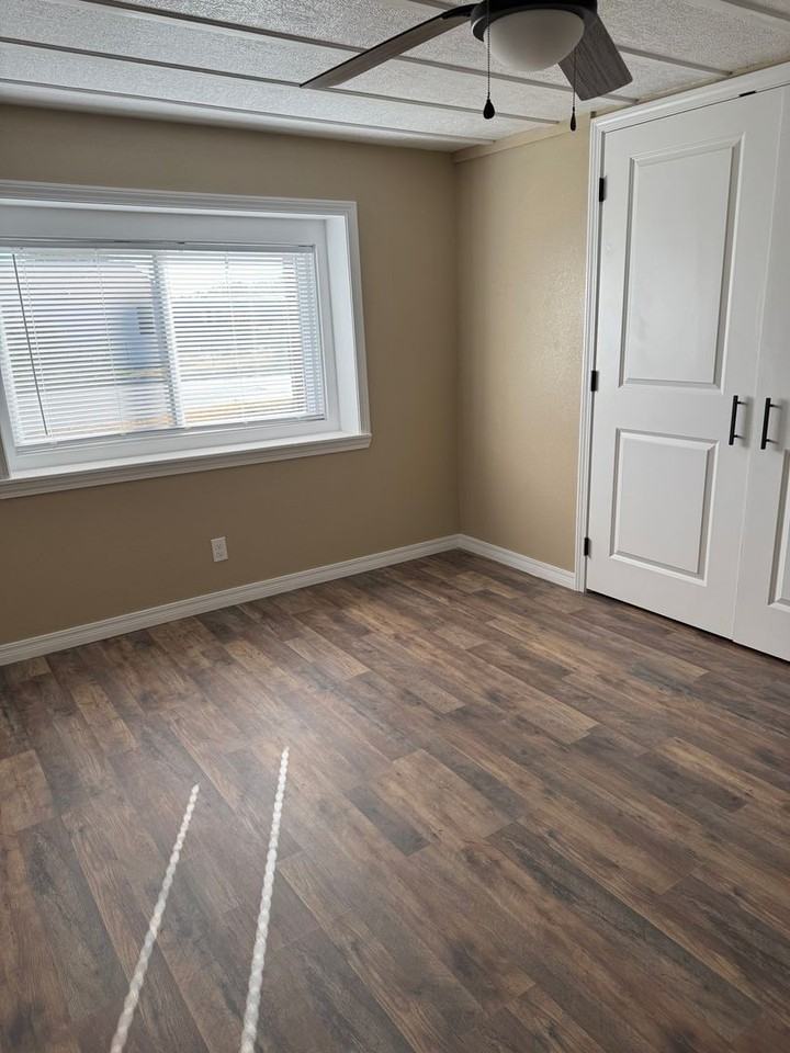123 E Lime St - Photo 4 of 27