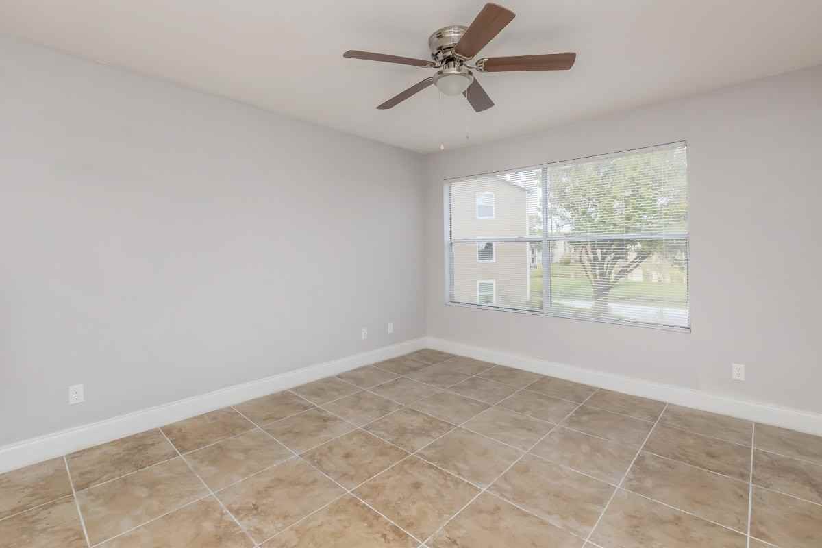 Walden Palms - Photo 7 of 32