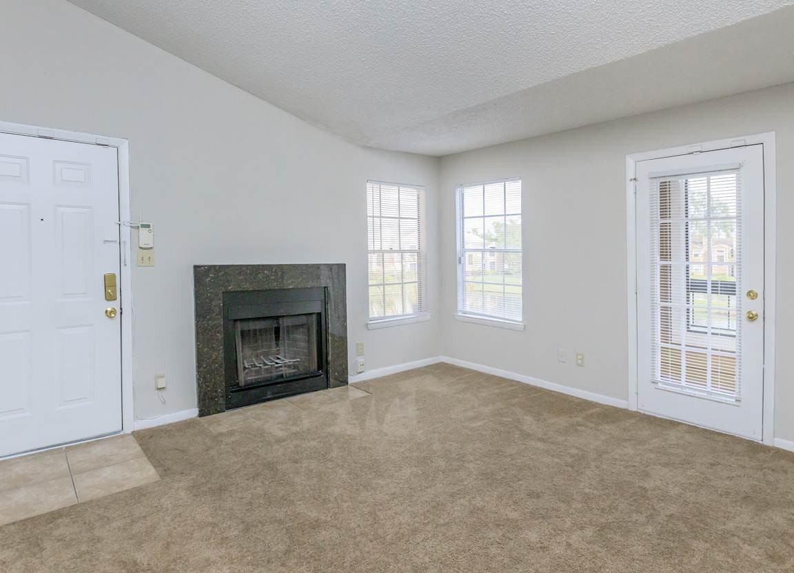 Regency Gardens - Photo 4 of 29