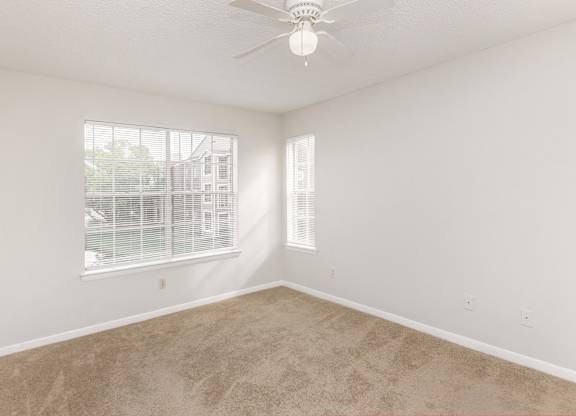 Regency Gardens - Photo 6 of 29