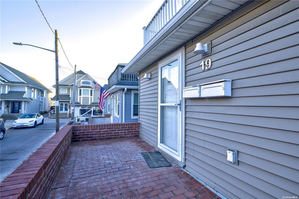 19 Louisiana Street - Photo 2 of 13