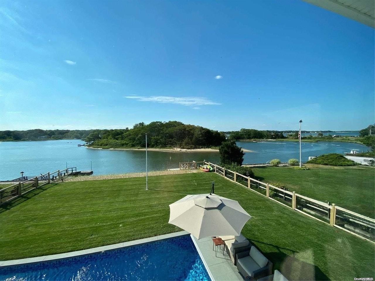 470 Goose Creek Ln - Photo 3 of 11