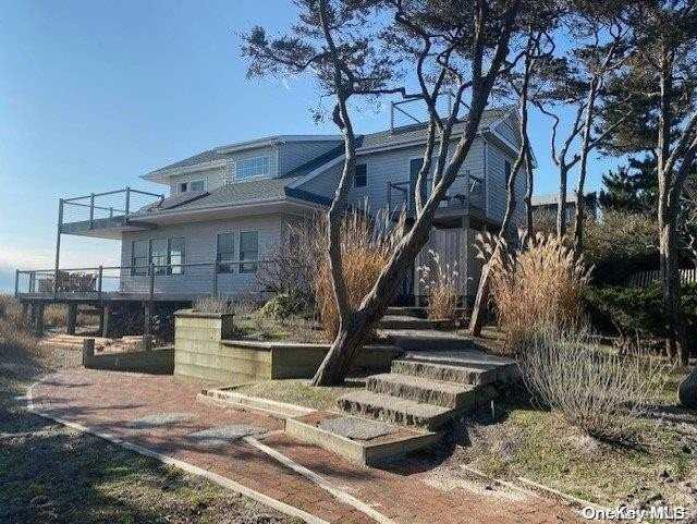 50 East End Walk - Photo 2 of 21