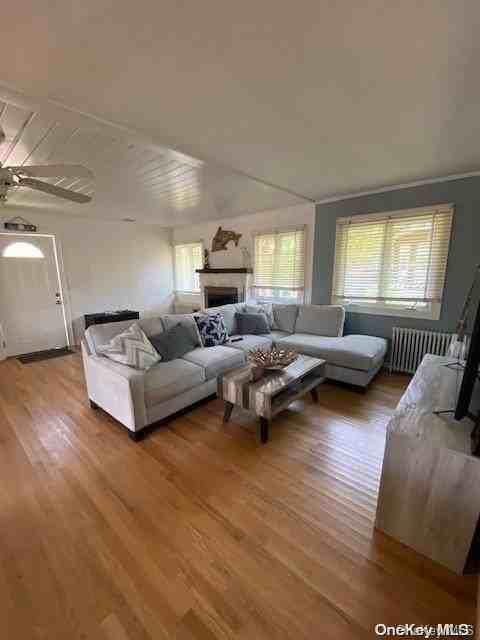 664 Ocean Breeze Walk - Photo 2 of 15