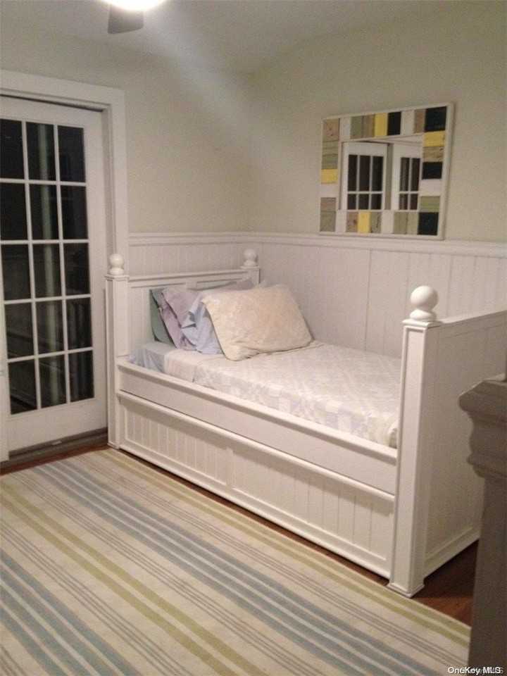 687 Ocean Breeze Walk - Photo 6 of 9