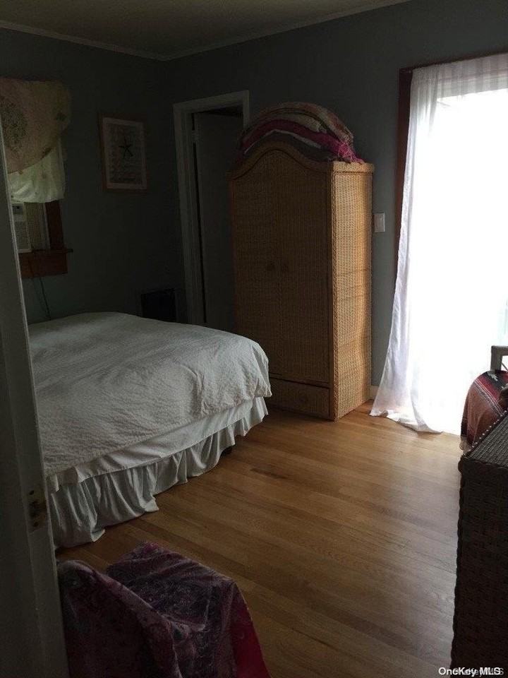 821 Evergreen Avenue - Photo 6 of 8