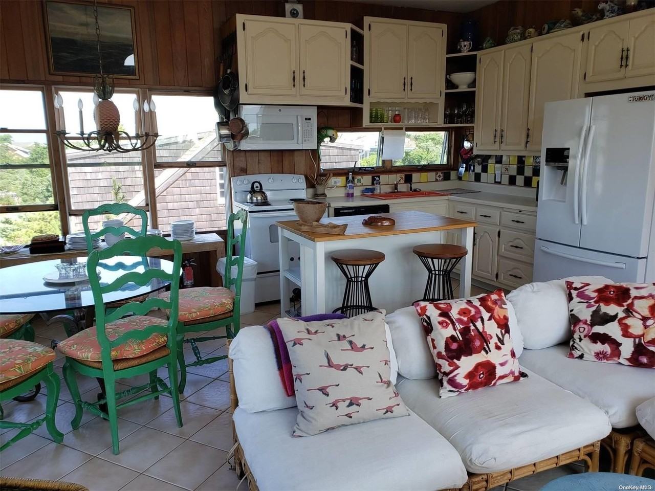 863 Evergreen Walk - Photo 5 of 20