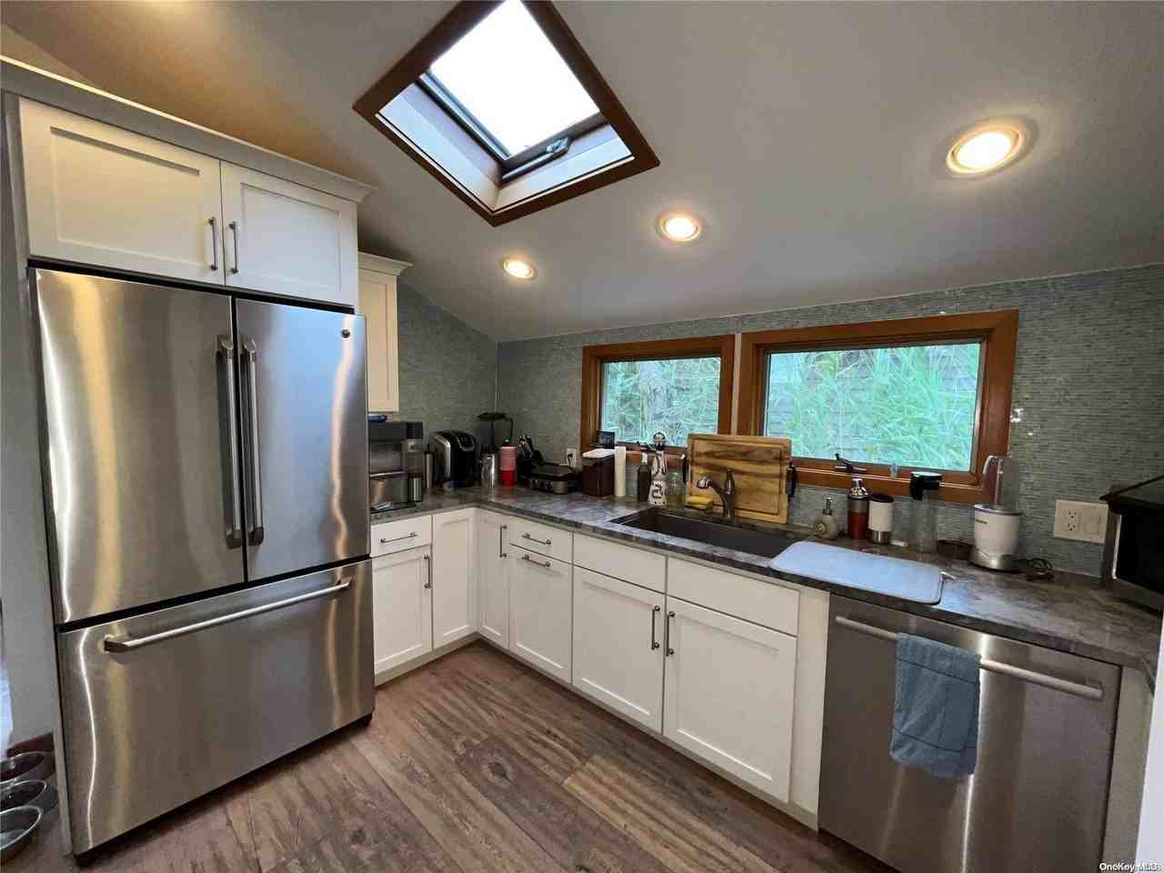 197 Cottage Walk - Photo 4 of 21