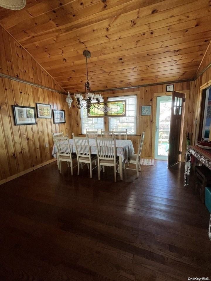 462 Dehnhoff Walk - Photo 2 of 13