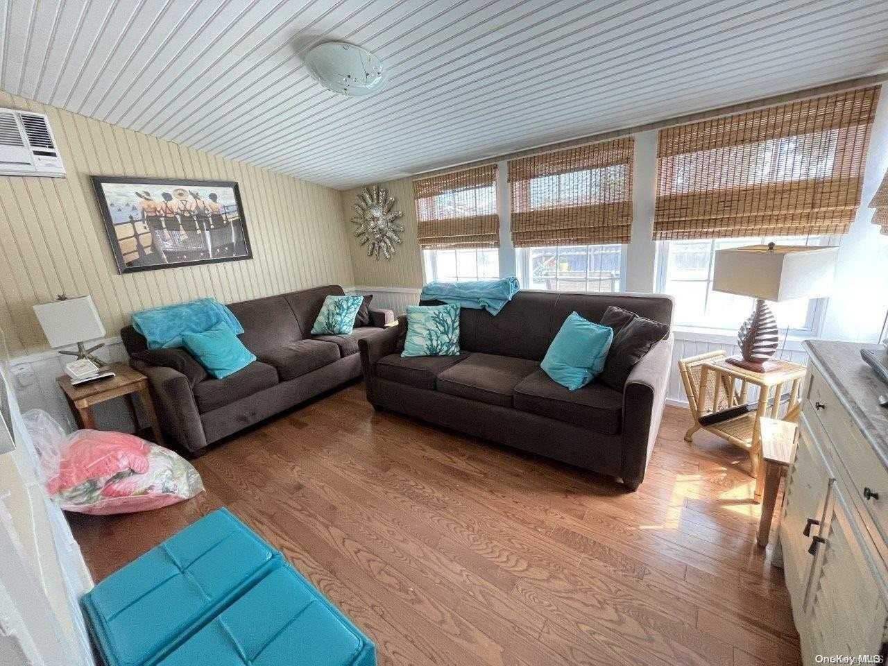 462 Dehnhoff Walk - Photo 4 of 13