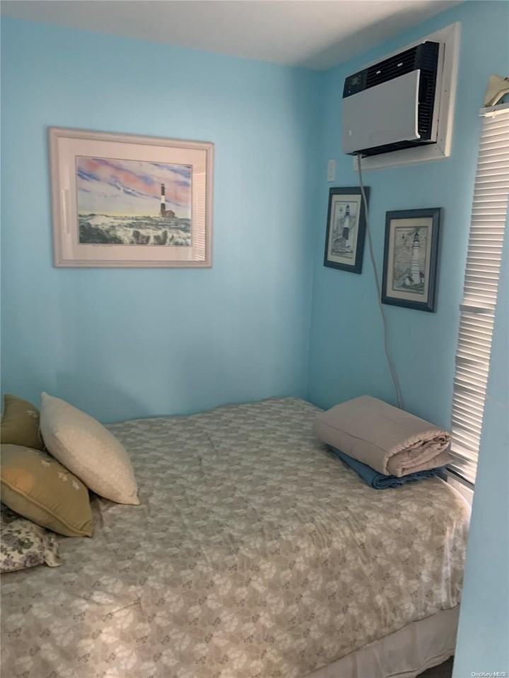 139 Bungalow Walk - Photo 6 of 9