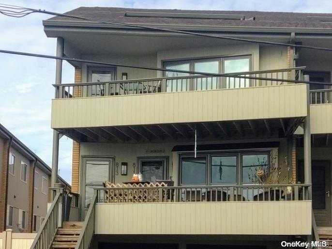 813 Shore Rd - Photo 2 of 33