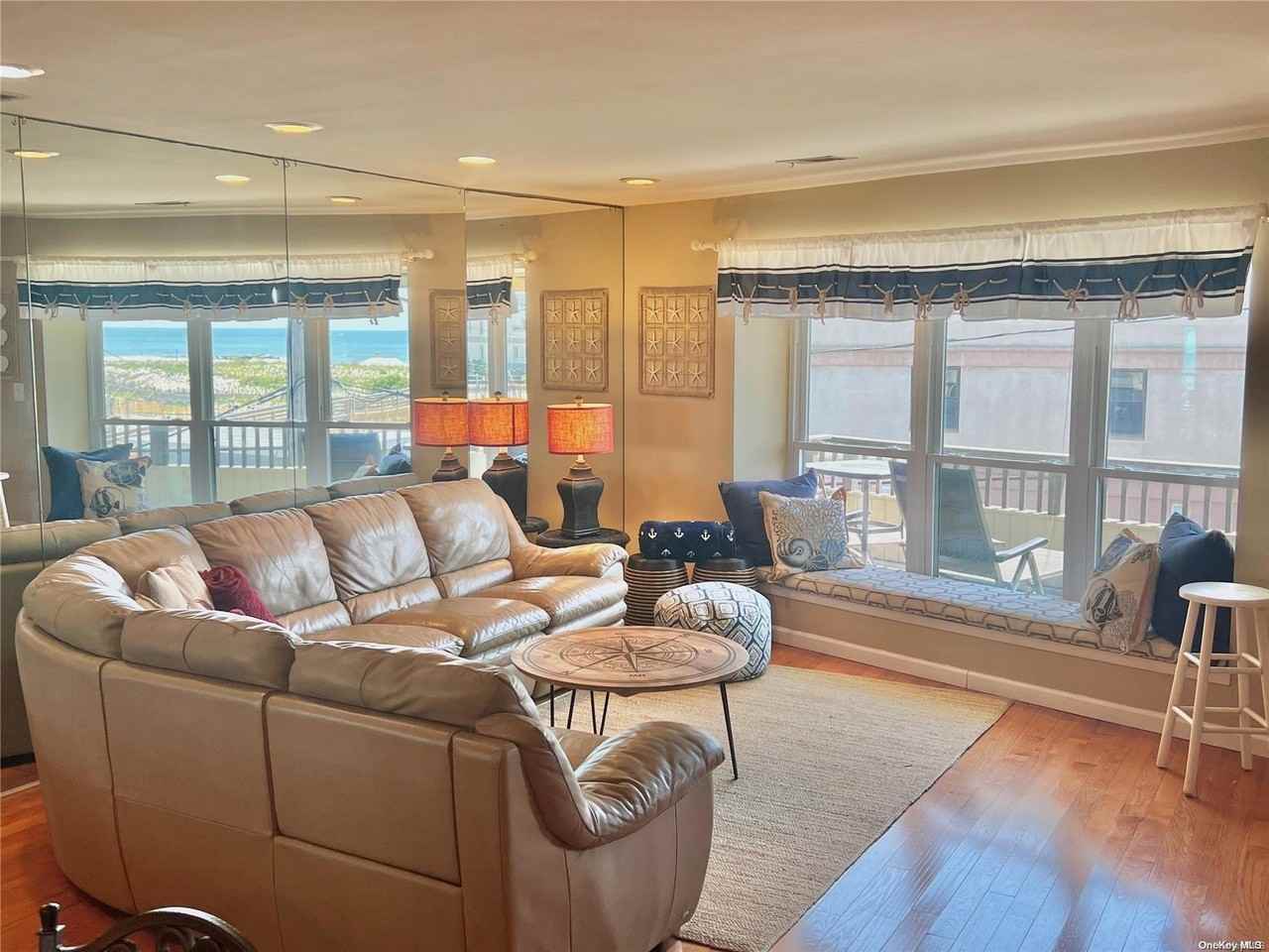 813 Shore Rd - Photo 7 of 33