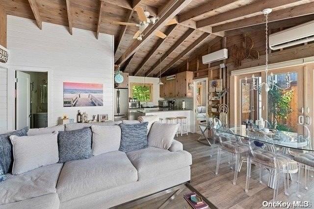 29 Superior Ave - Photo 2 of 25