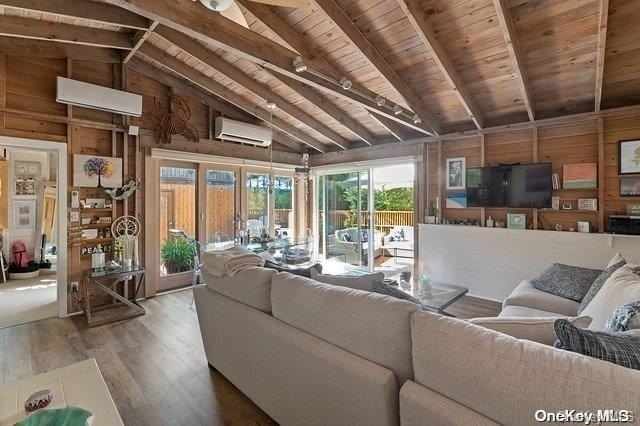 29 Superior Ave - Photo 5 of 25