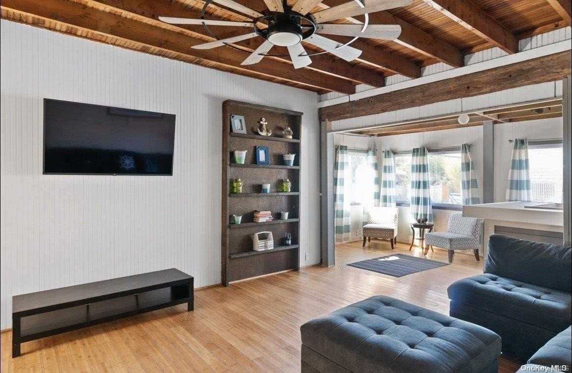 597 Bayberry Walk - Photo 3 of 28