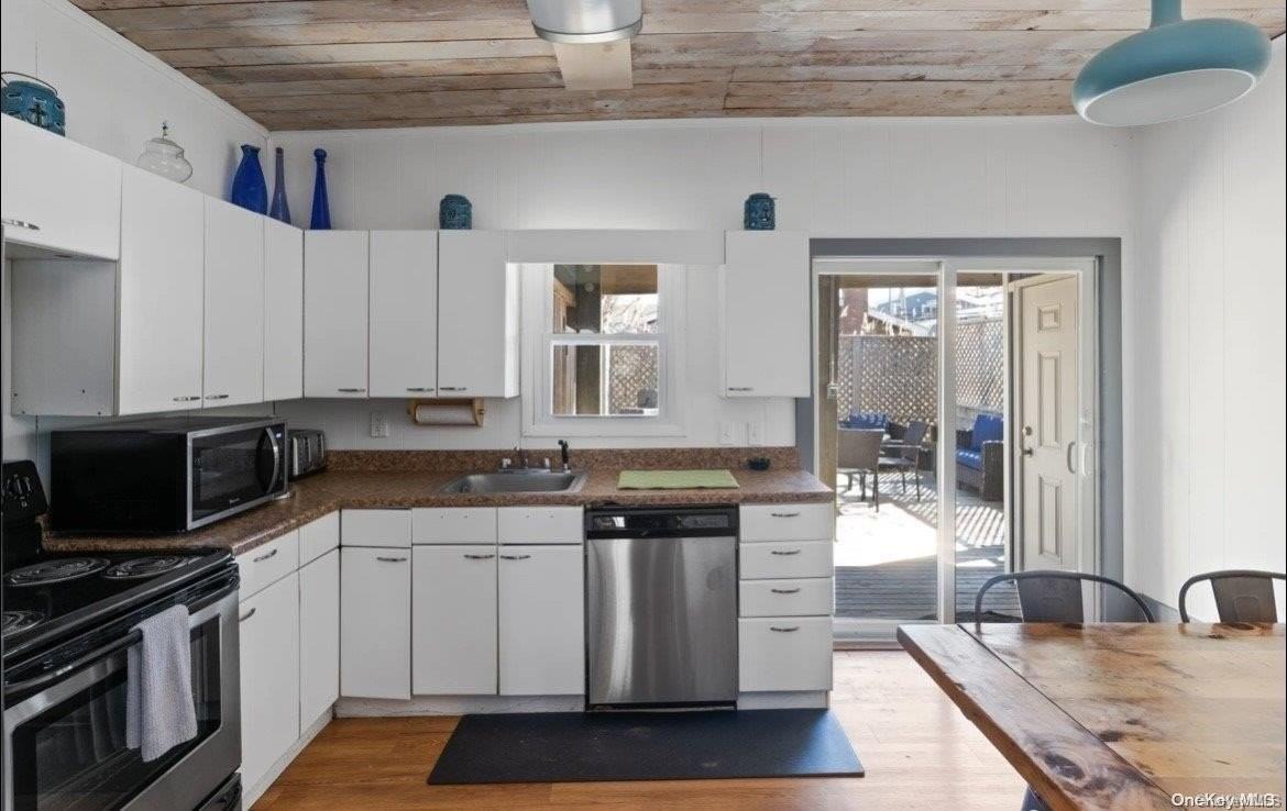 597 Bayberry Walk - Photo 5 of 28