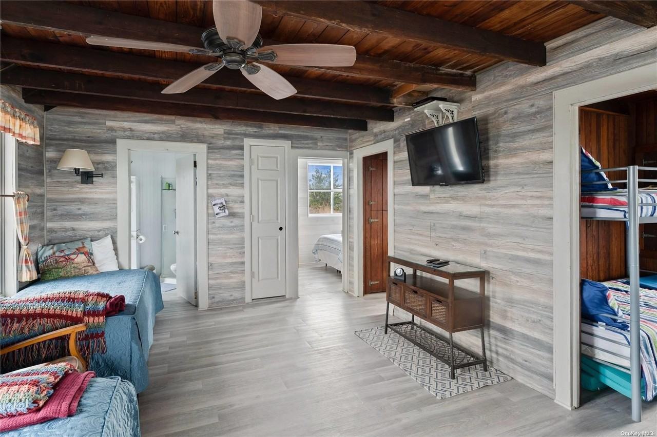 5 E Bayview Ave - Photo 5 of 12