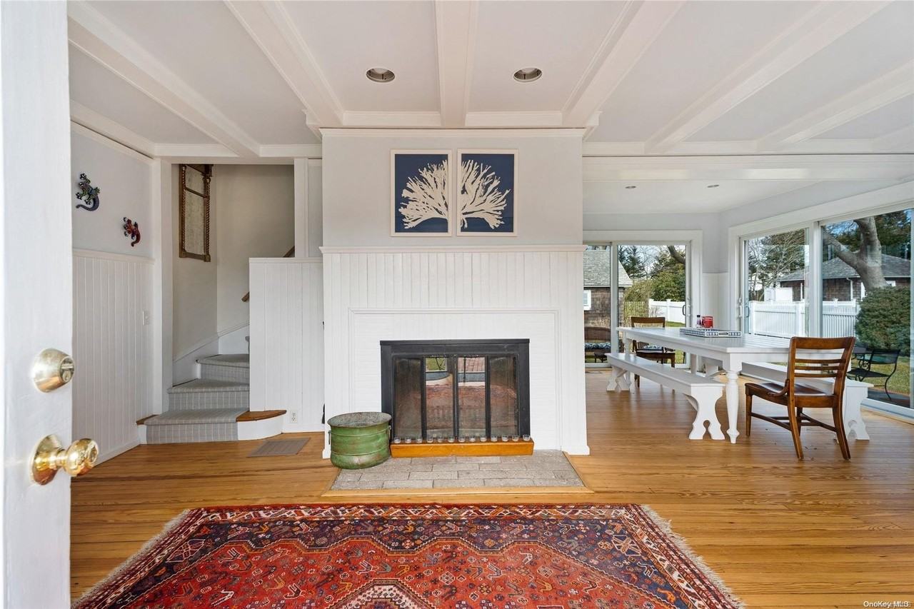 1 Village Ln - Photo 3 of 11