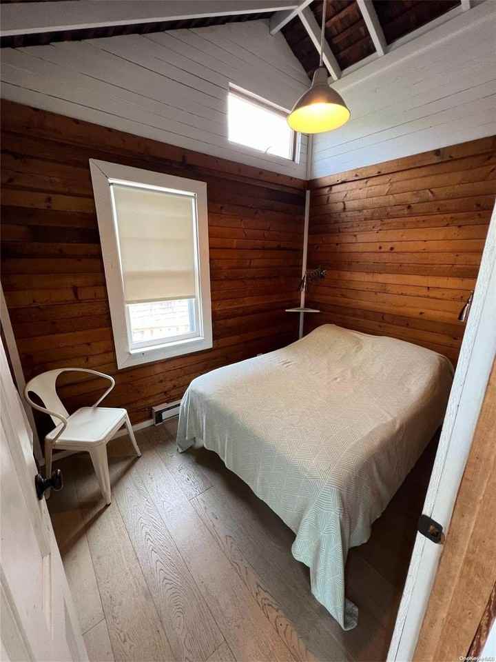 726 Ocean Breeze Walk - Photo 6 of 11