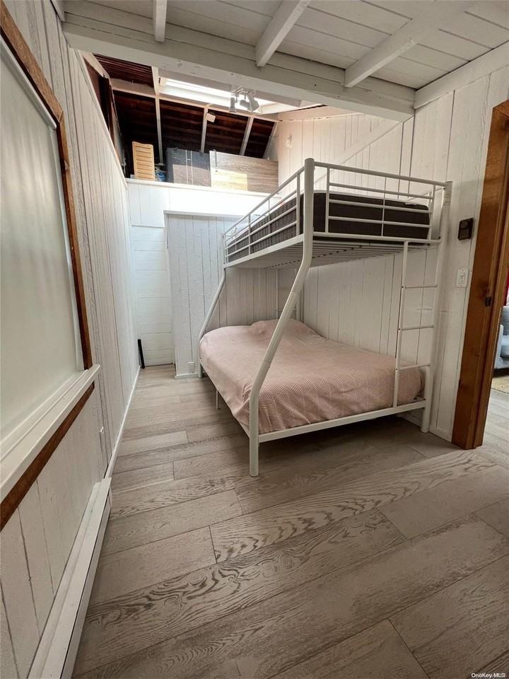 726 Ocean Breeze Walk - Photo 7 of 11