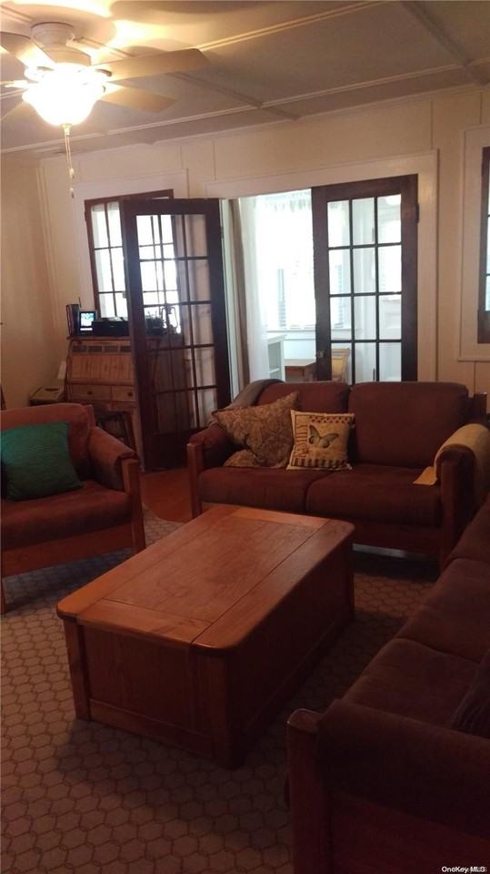 352 Surf Rd - Photo 2 of 21