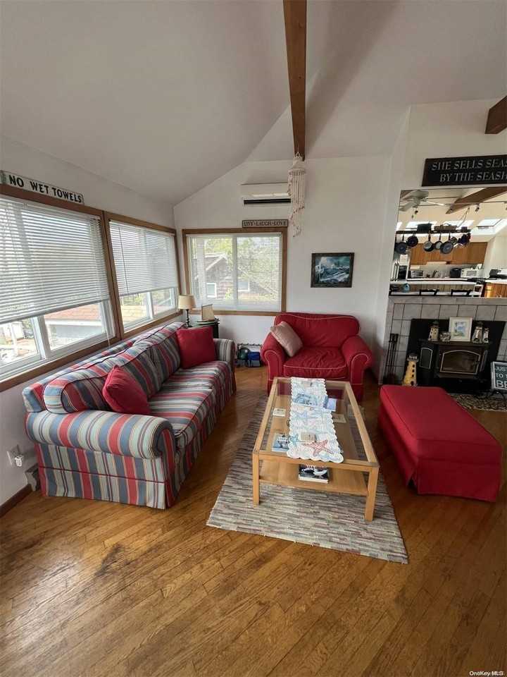 607 Bayberry Walk - Photo 4 of 16