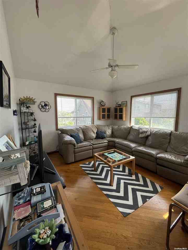 607 Bayberry Walk - Photo 7 of 16