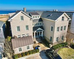 featured image of 36 Mineola Ave