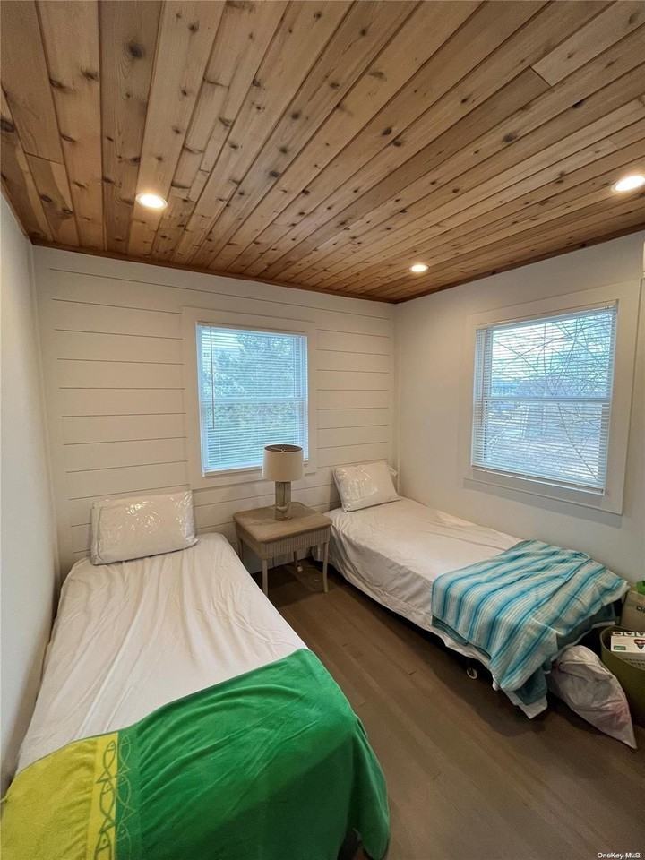 6 Champlain St - Photo 5 of 15