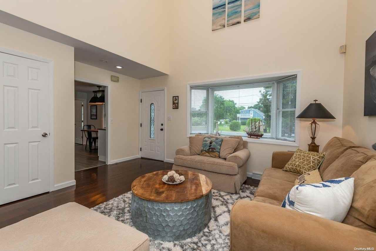 5 Hyler Drive - Photo 3 of 18