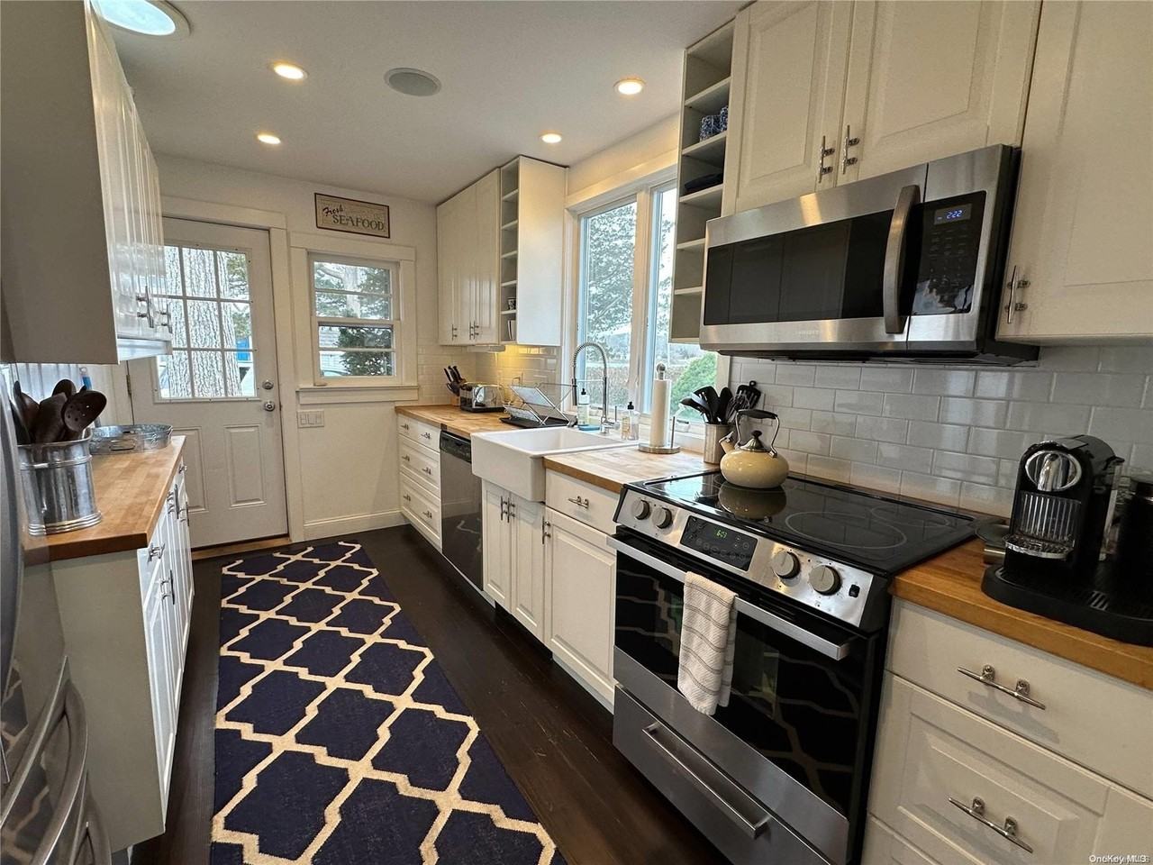 1100 Pine Avenue - Photo 3 of 19