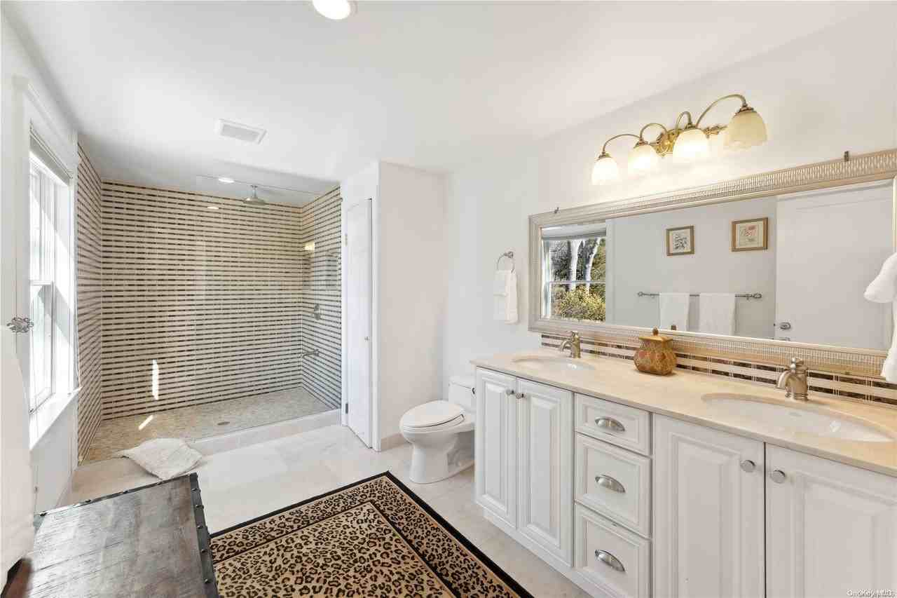 21 Harbor View Ave - Photo 7 of 16