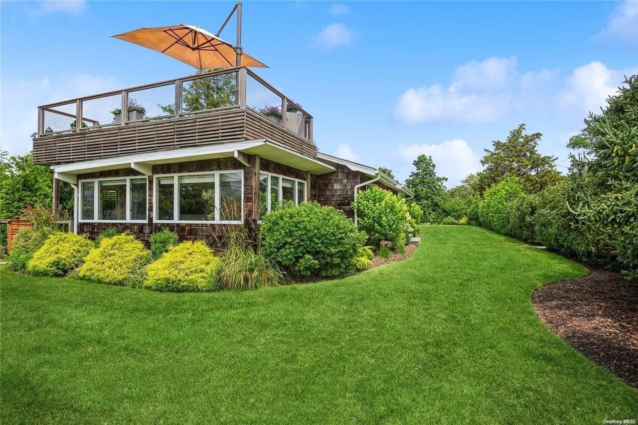 39 Rogers Ln - Photo 2 of 25