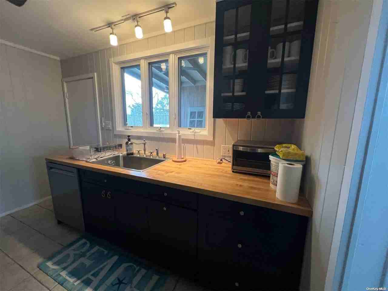 101 Bungalow Walk - Photo 4 of 15